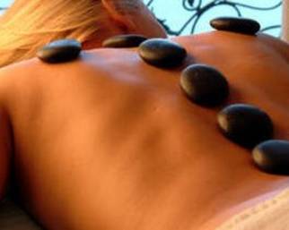 Hot Stone Massage im Wellnesshotel Molzbachhof