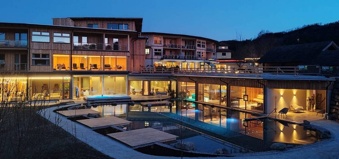Gart'l Spa am Abend im Naturhotel Molzbachhof.