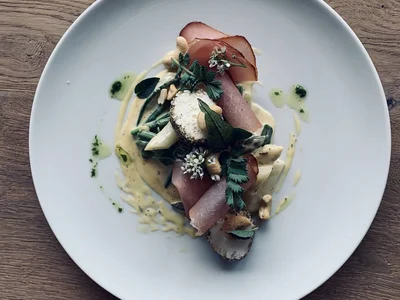 Spargelsalat mit Rohschinken im Naturhotel Molzbachhof