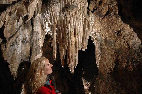 Höhle in der Nähe des Naturhotels Molzbachhof (c) Hermannshöhle