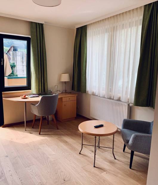 Einzelzimmer Zirbe im Naturhotel Molzbachhof in Niederösterreich